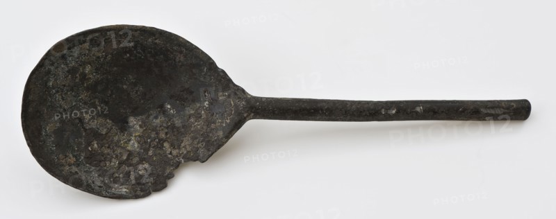Hendrick Jongelingh?, Spoon with round handle and egg-shaped container, spoon cutlery soil find tin metal, w container 6.0