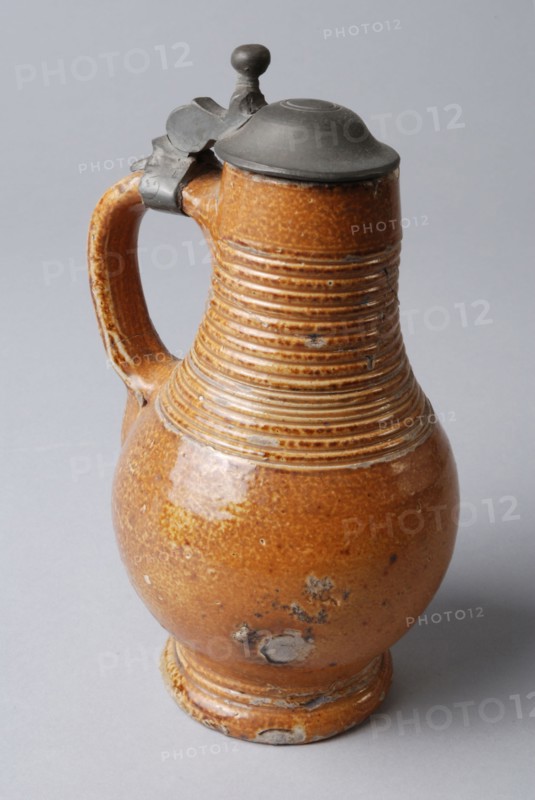 Small stoneware jug with tin lid, rings around the neck, jug crockery holder soil find ceramic stoneware glaze salt glaze tin
