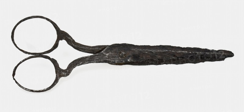 Scissors with slightly curved legs, scissor cutting tool soil finds iron metal, one scissor blade marked with letter: Y