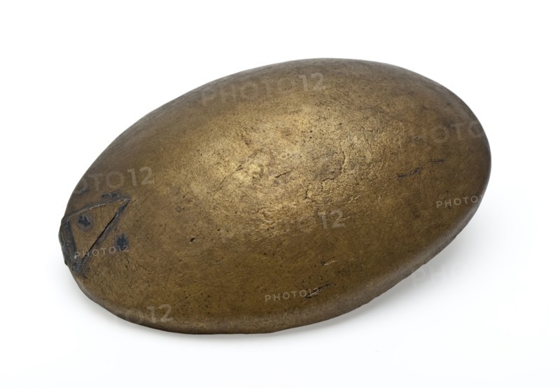 Egg-shaped copper lid, lid closure holder soil find brass metal, hammered soldered Egg-shaped copper lid Short raised edge