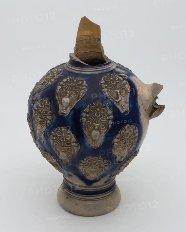 Blue-gray stoneware jug be worn on belly medallions with motifs of flower vases, jug crockery holder soil find ceramic stoneware