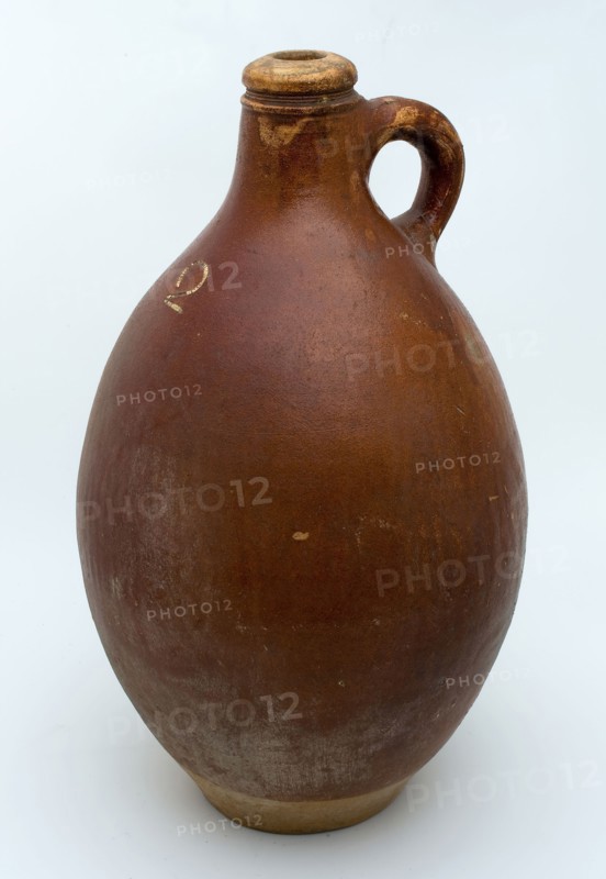 Stoneware jug with sausage ear, brown glazed, marked with stamp 2, jug holder soil find ceramic stoneware glaze salt glaze, hand