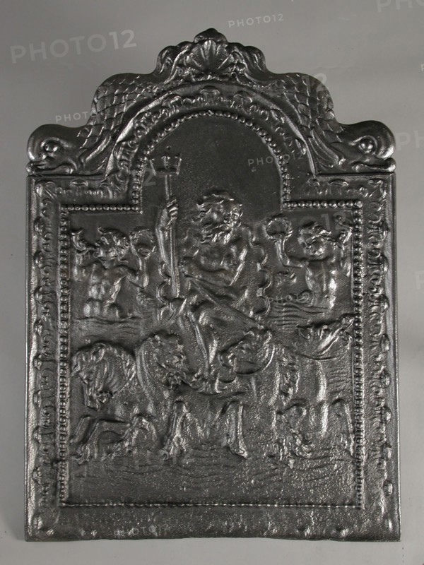 Fireback Neptune on three-horse mare, hob plate cast iron, cast Rectangular with arch at the top. On top of shell