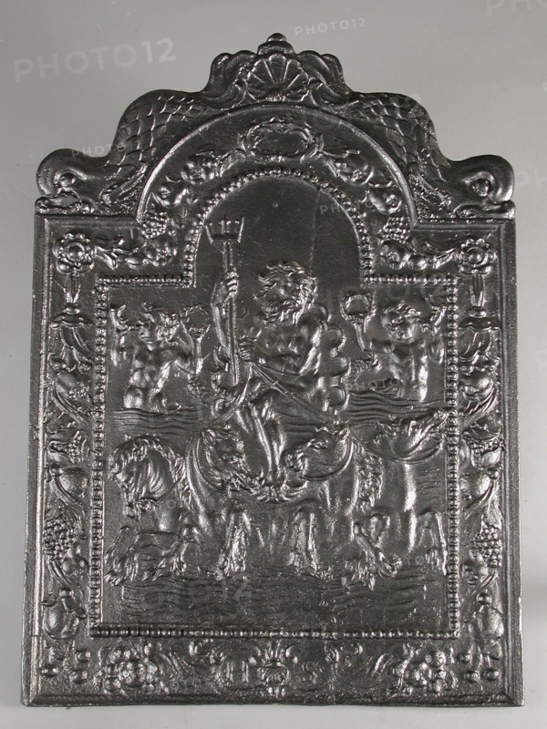 Fireback Neptune on coup, text, cast Rectangular with arch at the top. On top of shell flanked by two dolphins Wide border