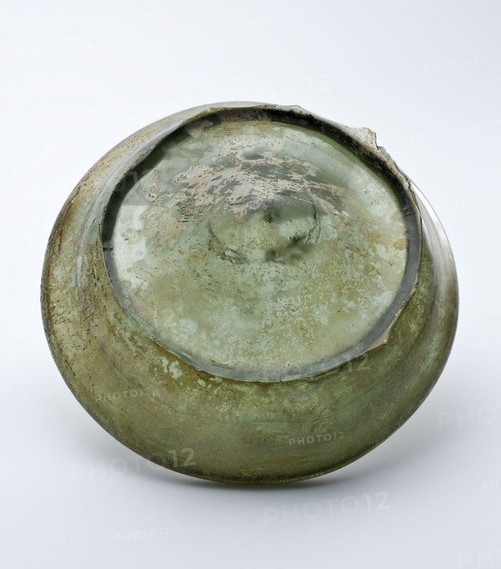 Fragment of foot, soil and chalice of large bottle, bottle holder soil found glass forest glass, free blown and formed Fragment