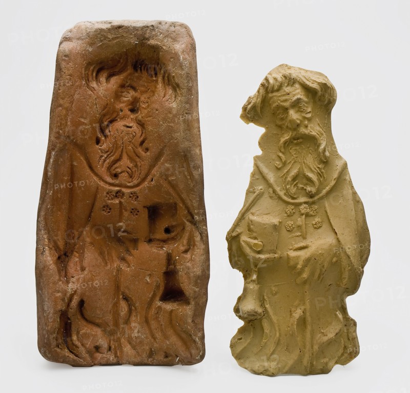 Pottery mold for pipes saint statue H. Antonius Abbot and latex casting, mold tools equipment earth discovery ceramics