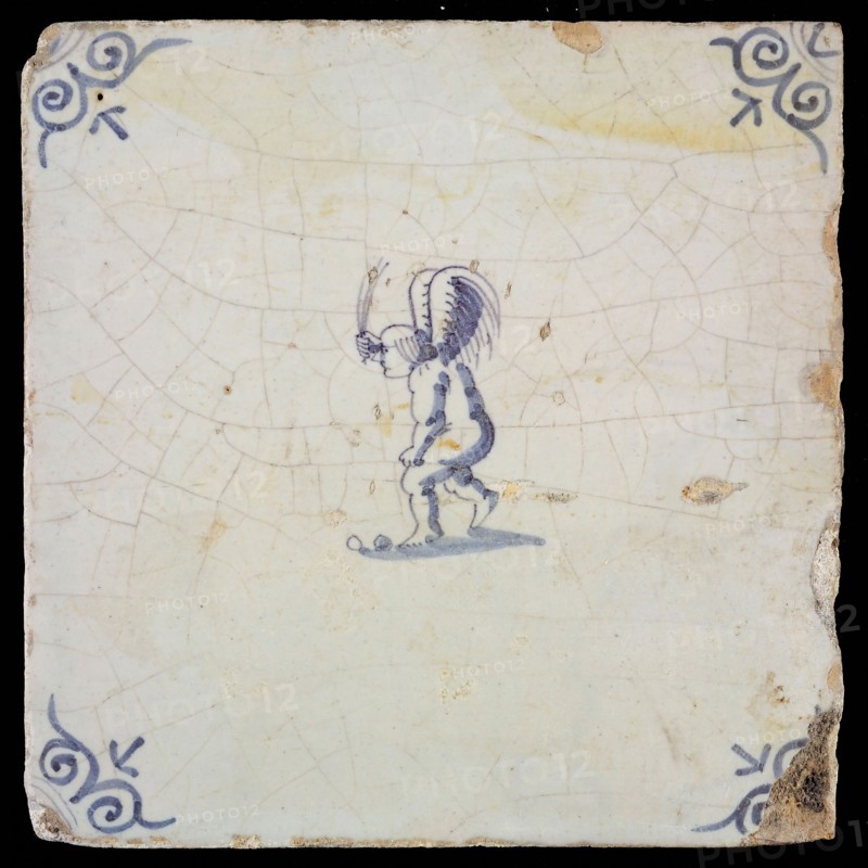 White tile with blue putto; corner pattern ox head, wall tile tile sculpture ceramic earthenware glaze, baked 2x glazed painted
