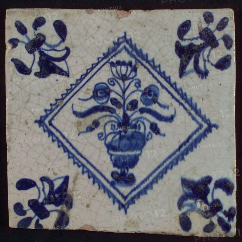 Tile, flower pot in blue on white, inside serrated squared, corner pattern french lily, wall tile tile sculpture ceramic