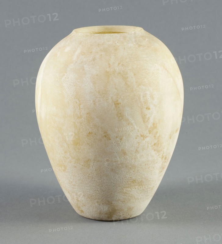Vessel, Early Dynastic Period–Old Kingdom, Dynasty 1–6 (about 3000–2181 BC), Egyptian, Egypt, Calcite, H. 13.25 cm (5 1/4 in.), diam. 11 cm (4 1/4 in.)