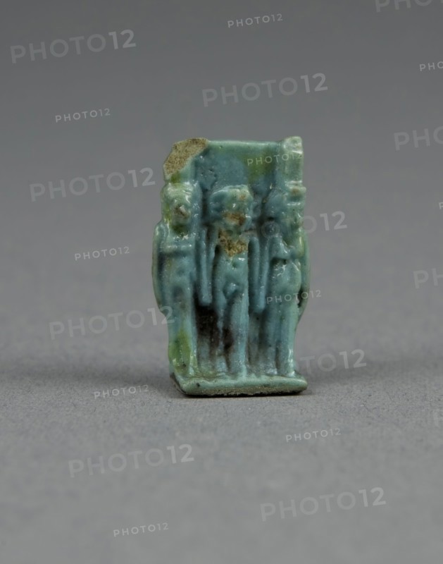 Amulet of the Goddesses Isis and Nephthys with Horus Standing Between, Third Intermediate Period, Dynasty 21–25 (1070–656 BC), Egyptian, Egypt, Faience, 2.25 × 1.5 × 1 cm (7/8 × 9/16 × 3/8 in.)