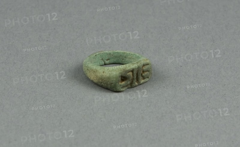 Ring with Hieroglyphs, New Kingdom–Third Intermediate Period?, Dynasty 18–25 (about 1550–656 BC), Egyptian, Egypt, Faience, W. 0.75 cm (1/4 in.), diam. 2 cm (3/4 in.)