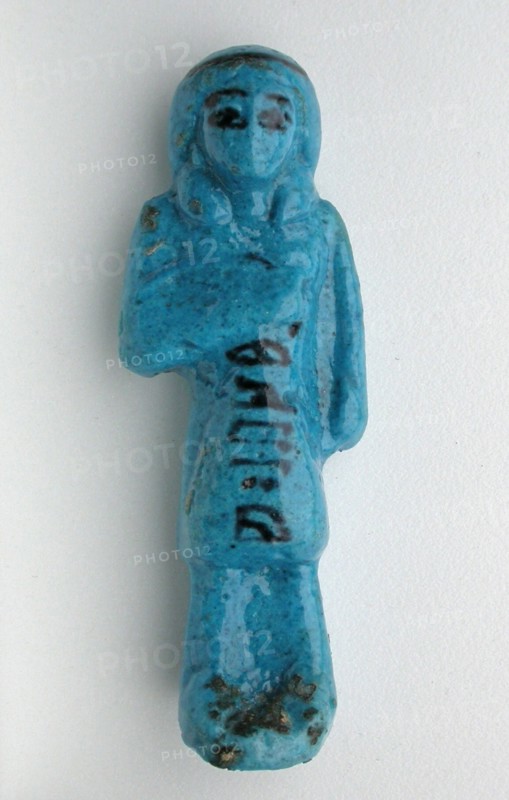 Shabti, Overseer of Tchenetipet, Third Intermediate Period, Dynasty 21 (1069 BC–945 BC), Egyptian, Thebes, Deir el-Bahri, Egypt, Faience, 9.75 × 3.5 × 2 cm (3 3/8 × 1 3/8 × 3/4 in.)