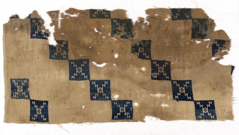 Fragment, Ayyubid period (1171–1250)/Mamluk period (1250–1517), 13th/14th century, Egypt, Egypt, Embroidered, silk, tent stitch on linen ground, 47.0 × 23.5 cm (18 1/2 × 9 1/4 in.)