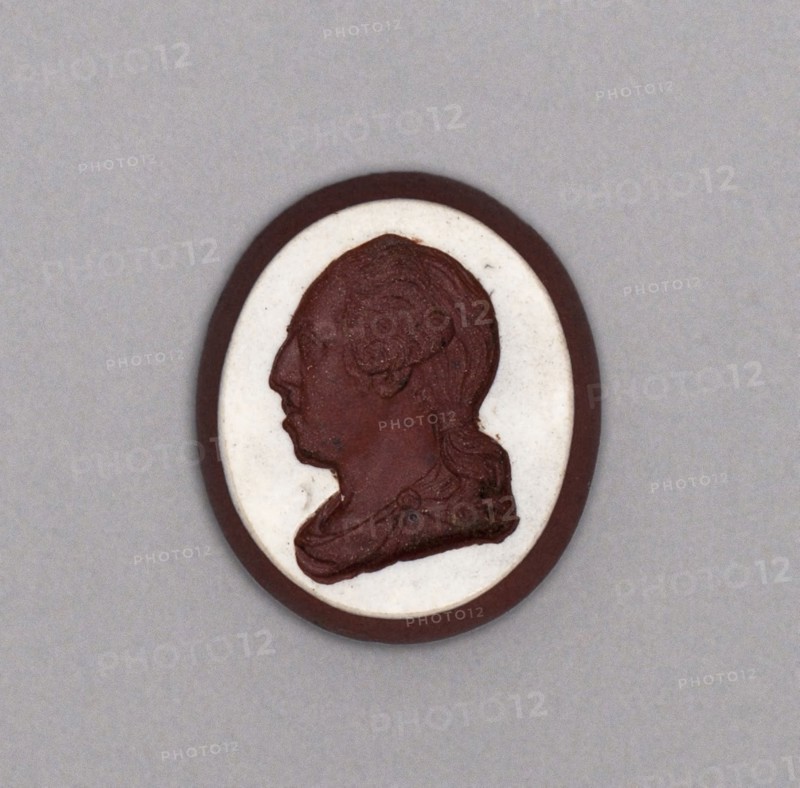 Cameo with Portrait of Duke of Gloucester, Late 18th century, Wedgwood Manufactory, England, founded 1759, Burslem, Stoneware (rosso antico), 2.2 × 1.9 × 0.6 cm (7/8 × 3/4 × 1/4 in.)