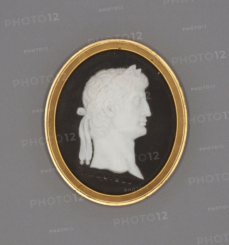 Medallion with Augustus, Late 18th century, Wedgwood Manufactory, England, founded 1759, Burslem, Stoneware (jasperware), 5.9 × 5.1 × 0.8 cm (2 5/16 × 2 × 5/16 in.)