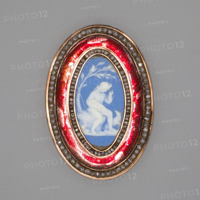 Buckle, Late 18th century, Wedgwood Manufactory, England, founded 1759, Burslem, Stoneware (jasperware), 8.4 × 5.9 cm (3 5/16 × 2 5/16 in.)