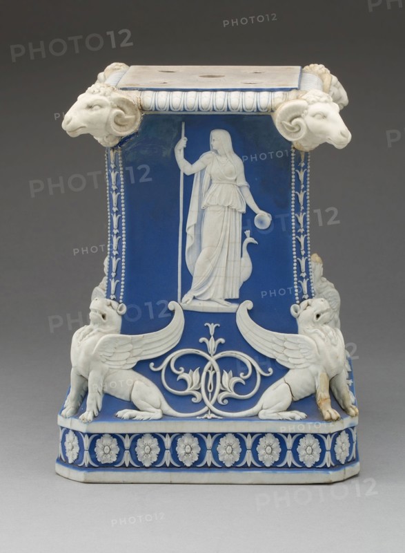 Pedestal, c. 1785, Wedgwood Manufactory, England, founded 1759, Burslem, Stoneware (jasperware), 22.2 × 17.8 × 17.2 cm (8 3/4 × 7 × 6 3/4 in.)