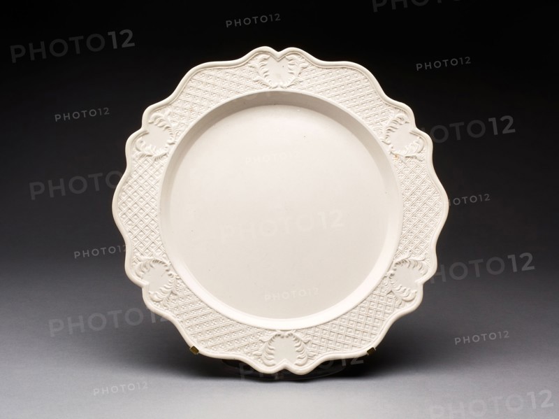 Plate, 1750/59, England, Staffordshire, Staffordshire, Salt-glazed stoneware, Diam. 26.7 cm (10 1/2 in.)