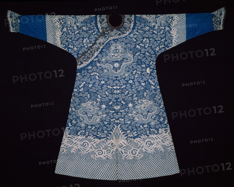 Emperor’s Jifu (Semiformal Court Robe), Qing dynasty (1644–1911), 1825/50, Manchu, China, Silk, slit tapestry weave, painted details, upper sleeves: silk, satin weave self-patterned by areas of twill weave, lower sleeves: silk, twill weave, impressed ribs, 151.4 × 199.7 cm (59 5/8 × 78 5/8 in.)