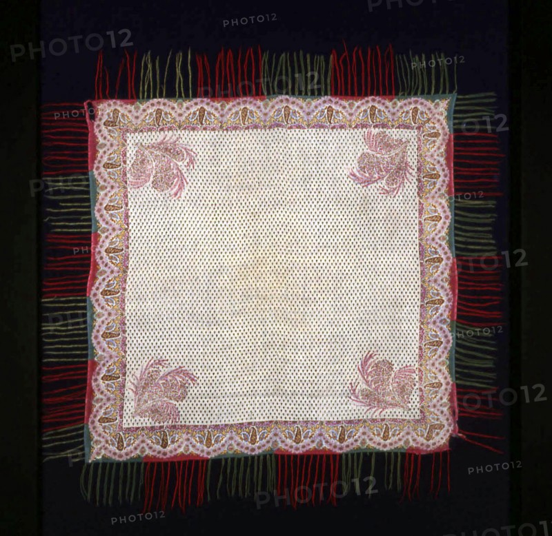 Shawl, 1825/50, England, Cotton and wool, twill weave, block printed, attached knotted fringe, 109.9 × 108.6 cm (43 1/4 × 42 3/4 in.)