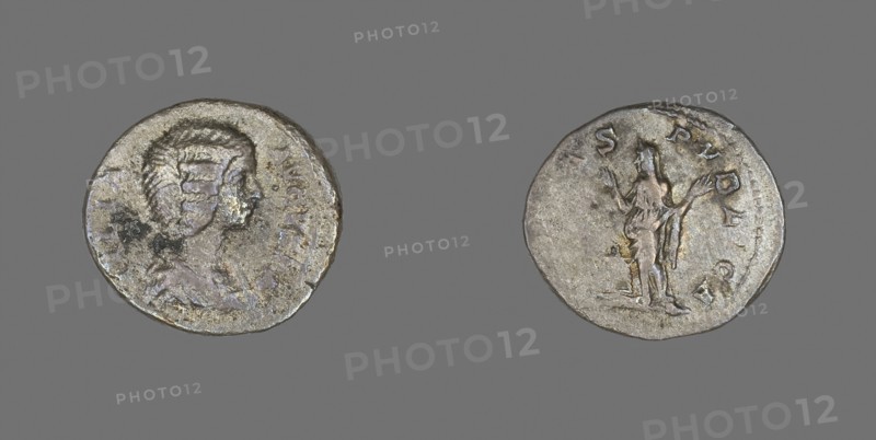 Denarius (Coin) Portraying Empress Julia Domna, AD 196/211, Roman, minted in Rome, Roman Empire, Silver, Diam. 1.9 cm, 2.82 g