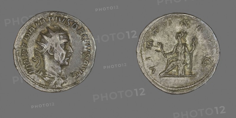 Antoninianus (Coin) Portraying Emperor Decius, about AD 249, Roman, minted in Rome, Roman Empire, Silver, Diam. 2.3 cm, 4.24 g