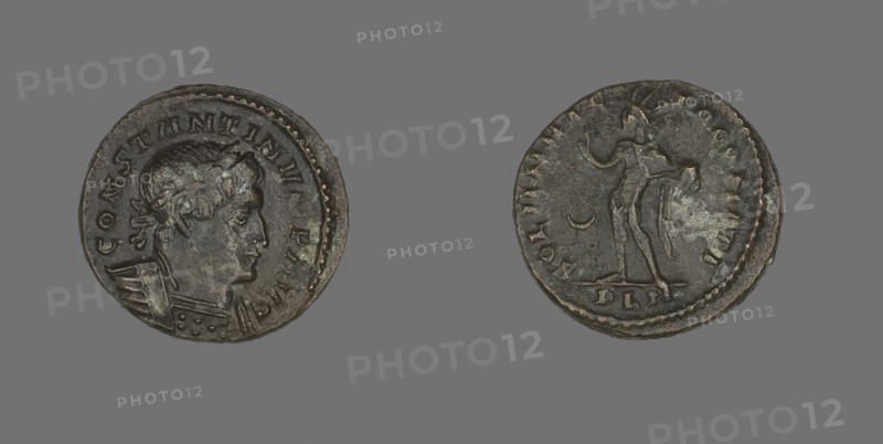 Coin Portraying Emperor Constantine I, AD 318, Roman, minted in London, Roman Empire, Bronze, Diam. 2 cm, 3.43 g