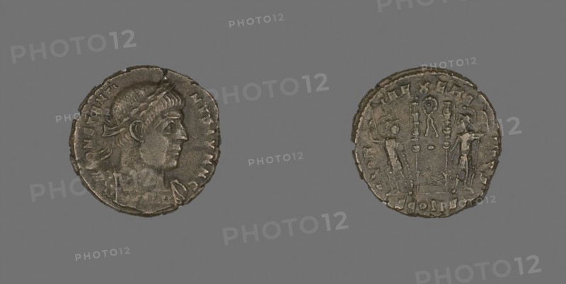 Coin Portraying Emperor Constantine II Caesar, AD 333/334, Roman, minted in Arles, Roman Empire, Bronze, Diam. 1.7 cm, 2.94 g
