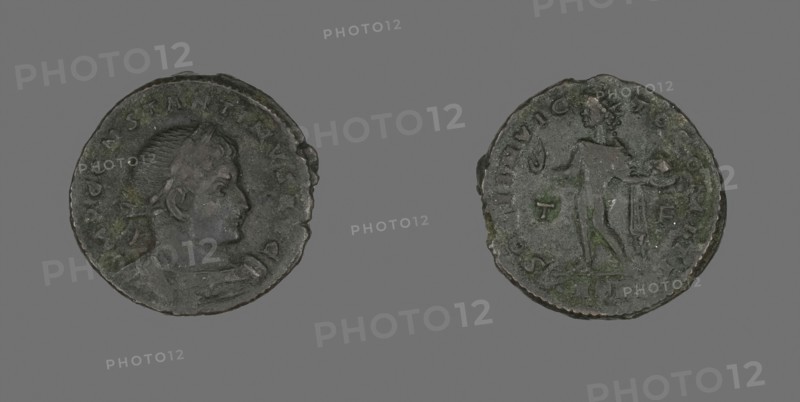 Coin Portraying Emperor Constantine I, AD 307/337, Roman, minted in Trier, Roman Empire, Bronze, Diam. 2 cm, 2.85 g