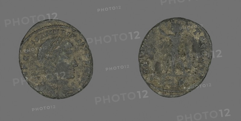Coin Portraying Emperor Constantine I, AD 317, Roman, minted in Aquileia, Roman Empire, Bronze, Diam. 2.1 cm, 2.70 g