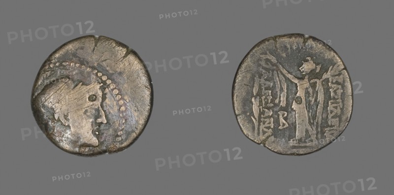 Coin Depicting the Goddess Athena, 336/323 BC, Greek, Macedonia, Ancient Greece, Bronze, Diam. 1.9 cm, 5.04 g