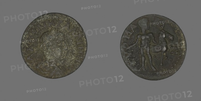 Coin Portraying Emperor Gallienus, AD 253/268, Roman, Roman Empire, Bronze, Diam. 2.1 cm, 4.85 g