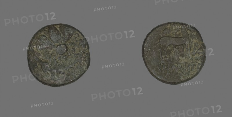 Coin Depicting a Wreath, about 202/133 BC, Greek, Ancient Greece, Bronze, Diam. 1.7 cm, 3.50 g
