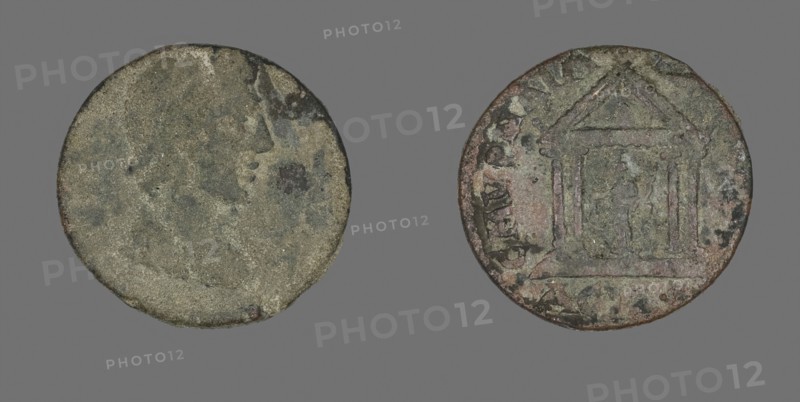 Coin Depicting Senate, 3rd century AD, Roman, Roman Empire, Bronze, Diam. 2.3 cm, 7.39 g