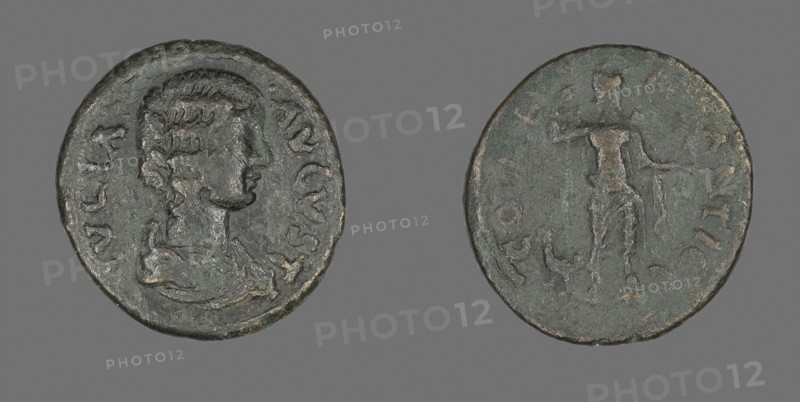 Coin Portraying Julia Domna, AD 193/217, Roman, Roman Empire, Bronze, Diam. 2.4 cm, 6.61 g