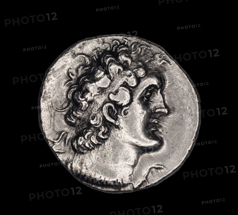 Tetradrachm (Coin) Portraying Ptolemy VIII Euergetes, 146/145 BC, Reign of Ptolemy VIII Euergetes (146–116 BC), Greco-Egyptian, Egypt, Silver, Diam. 2.7 cm, 13.91 g