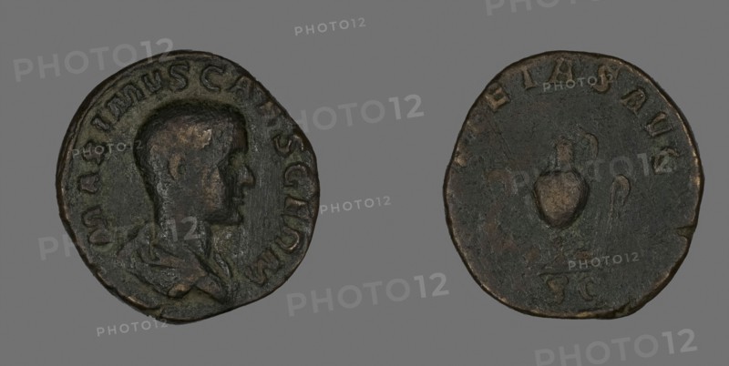 Sestertius (Coin) Portraying Emperor Maximus, AD 236/238, Roman, minted in Rome, Roman Empire, Bronze, Diam. 3.1 cm, 17.14 g