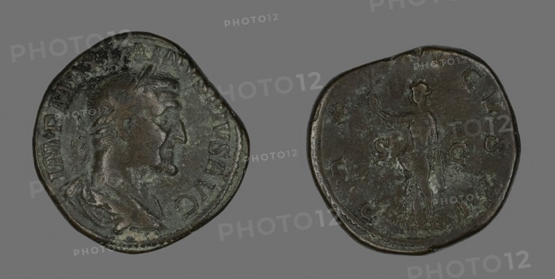 Sestertius (Coin) Portraying Emperor Maximinus, AD 235/236, Roman, minted in Rome, Roman Empire, Bronze, Diam. 3.1 cm, 25.56 g