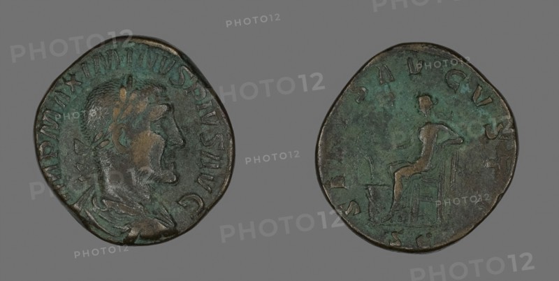 Sestertius (Coin) Portraying Emperor Maximinus, AD 235/236, Roman, minted in Rome, Roman Empire, Bronze, Diam. 3.1 cm, 20.11 g