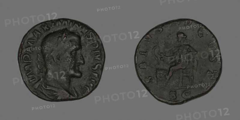 Sestertius (Coin) Portraying Emperor Maximinus, AD 235/238, Roman, minted in Rome, Roman Empire, Bronze, Diam. 2.9 cm, 20.86 g