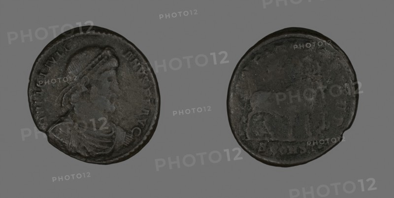Base (Coin) Portraying Emperor Julianus, AD 360/363, Roman, minted in Aries, Roman Empire, Bronze, Diam. 2.9 cm, 7.24 g