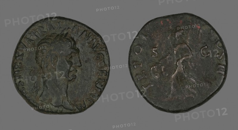 Sestertius (Coin) Portraying Emperor Trajan, Roman Period, AD 98/117, Roman, Roman Empire, Bronze, Diam. 2.6 cm, 11.30 g