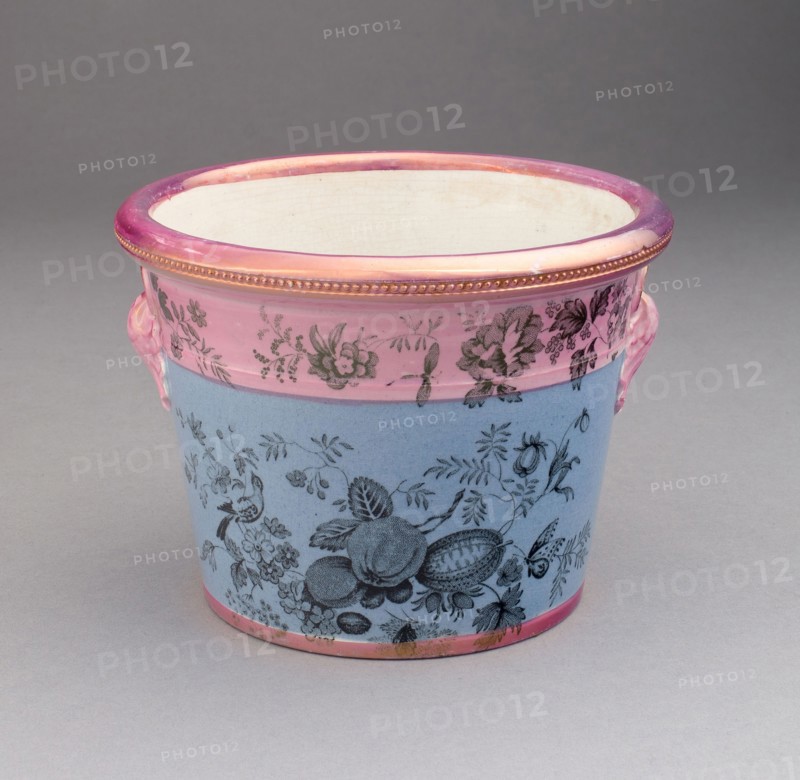 Flower Pot, 1810/20, England, Staffordshire, Staffordshire, Lead-glazed earthenware with lustre decoration, H. 10.2 cm (4 in.)