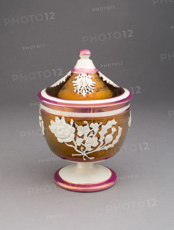 Sugar Bowl with Symbols of England, Ireland, and Scotland, c. 1830, England, Staffordshire, Staffordshire, Earthenware with copper lustre decoration, H. 15.2 cm (6 in.), diam. 10.6 cm (4 3/16 in.)