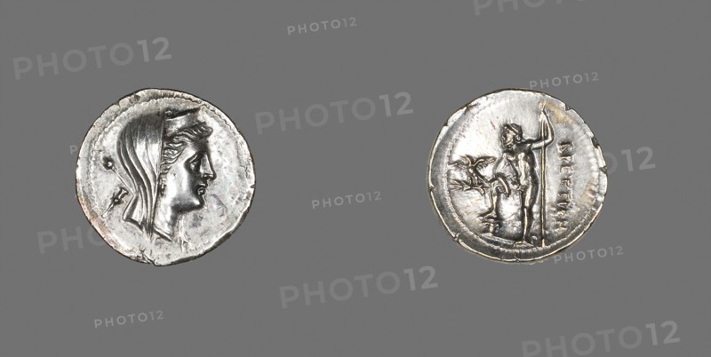 Drachm (Coin) Depicting the Nymph Amphitrite, 216/203 BC, Greek, minted in Kroton/Bruttium, Italy, Silver, Diam. 2 cm, 4.67 g
