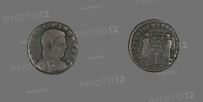 Coin Portraying Emperor Decentius, AD 351/353, Roman, Roman Empire, Bronze, Diam. 2.1 cm, 4.14 g