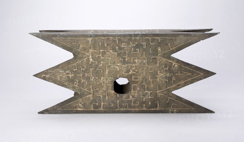 Architectural Fitting (Gong), Western Zhou dynasty, c.1050–770 B.C., China, Qishan county, Shaanxi province, China, Bronze