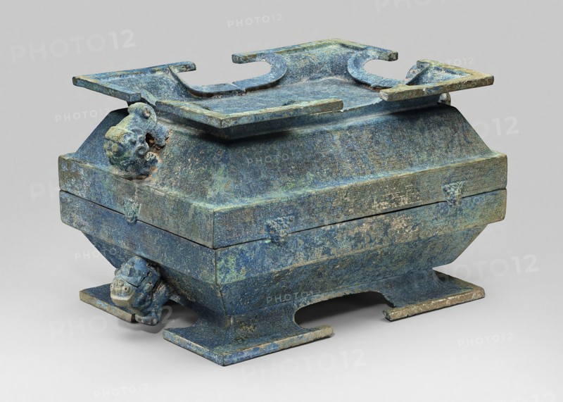 Rectangular Tureen (fu), Eastern Zhou dynasty, Spring and Autumn period (770–481 B.C.), China, Bronze, 18.6 × 33.3 × 21cm (7 5/16 × 13 1/8 × 8 1/2 in.)