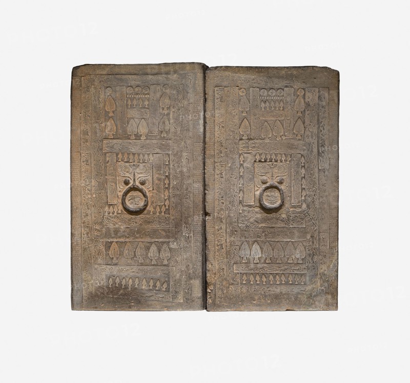 Pair of Tomb Chamber Doors, Western Han dynasty (206 B.C.–A.D. 9), 1st century B.C., China, probably from Zhengzhou, Henan province, China, Gray earthenware with impressed and carved decoration, A (left door): 92.6 × 52.0 × 7.2 cm (36 7/16 × 20 1/2 × 2 13/16 in.), b (right door): 91.4 × 49.9 × 7.2 cm (36 × 19 5/8 × 2 13/16 in.)