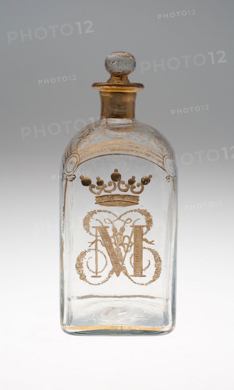 Bottle with Stopper, c. 1771, Spain, Glass with gilt decoration, 18.1 x 7.8 x 7.9 cm (7 1/8 x 3 1/16 x 3 1/8 in.)